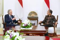 Presiden Jokowi terima Tony Blair di Istana Merdeka. (Dok. Setkab.go.id) 

