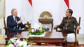 Presiden Jokowi terima Tony Blair di Istana Merdeka. (Dok. Setkab.go.id)
