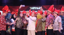 Menteri Pertahanan Prabowo Subianto hadiri acara Rakernas XVI Apeksi 2023 yang dihelat di Makassar. (Dok. Tim Media Prabowo Subainto)