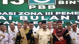 Ketua Umum Partai Gerindra Prabowo Subianto menghadiri acara Konsolidasi Zona III Pemenangan Pileg Partai Bulan Bintang di Hotel Pangeran Beach, Padang. (Dok. Tim Media Prabowo Subianto)