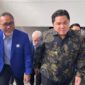 Ketua Umum DPP PAN Zulkifli Hasan bersama Menteri BUMN, Erick Thohir. (Facbook.com/@Zulkifli Hasan)