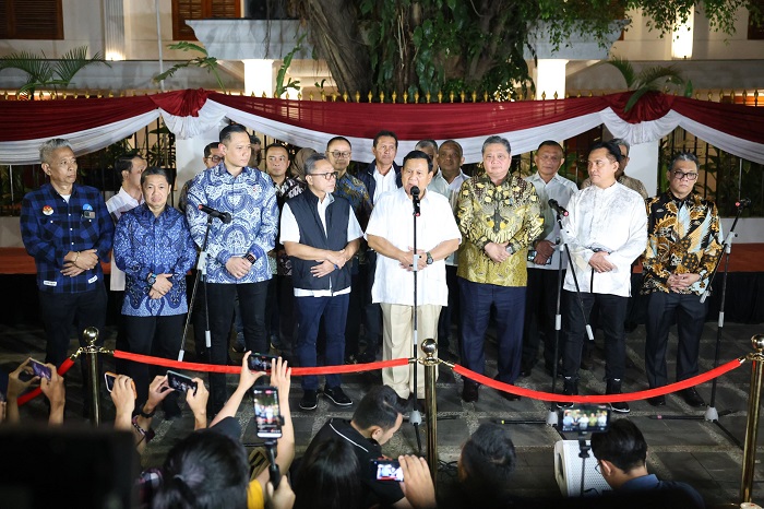 Koalisi Indonesia Maju (KIM) menggelar pertemuan di kediaman bacapres dan Ketua Umum Partai Gerindra Prabowo Subianto. (Dok. Tim Media Prabowo Subianto) 
