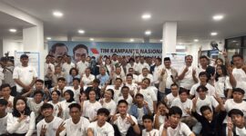 Sekitar 400 orang para aktivis 98, alumni, mahasiswa, tenaga pengajar, karyawan dan civitas akademika Trisakti yang tergabung dalam Laskar Trisakti 08.. (Dok. TIm Relawan Prabowo)