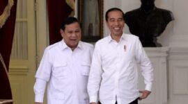 Calon Presiden No Urut 02, Prabowo Subianto bersama Presiden Jokowi. (Dok. Presidenri.go.id)