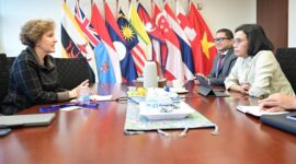 Menteri Keuangan (Menkeu) Sri Mulyani Indrawati bertemu CEO Millenium Challenge Cooperation (MCC) Alice Albrightdi. (Facebook.com/@Sri Mulyani Indrawati)